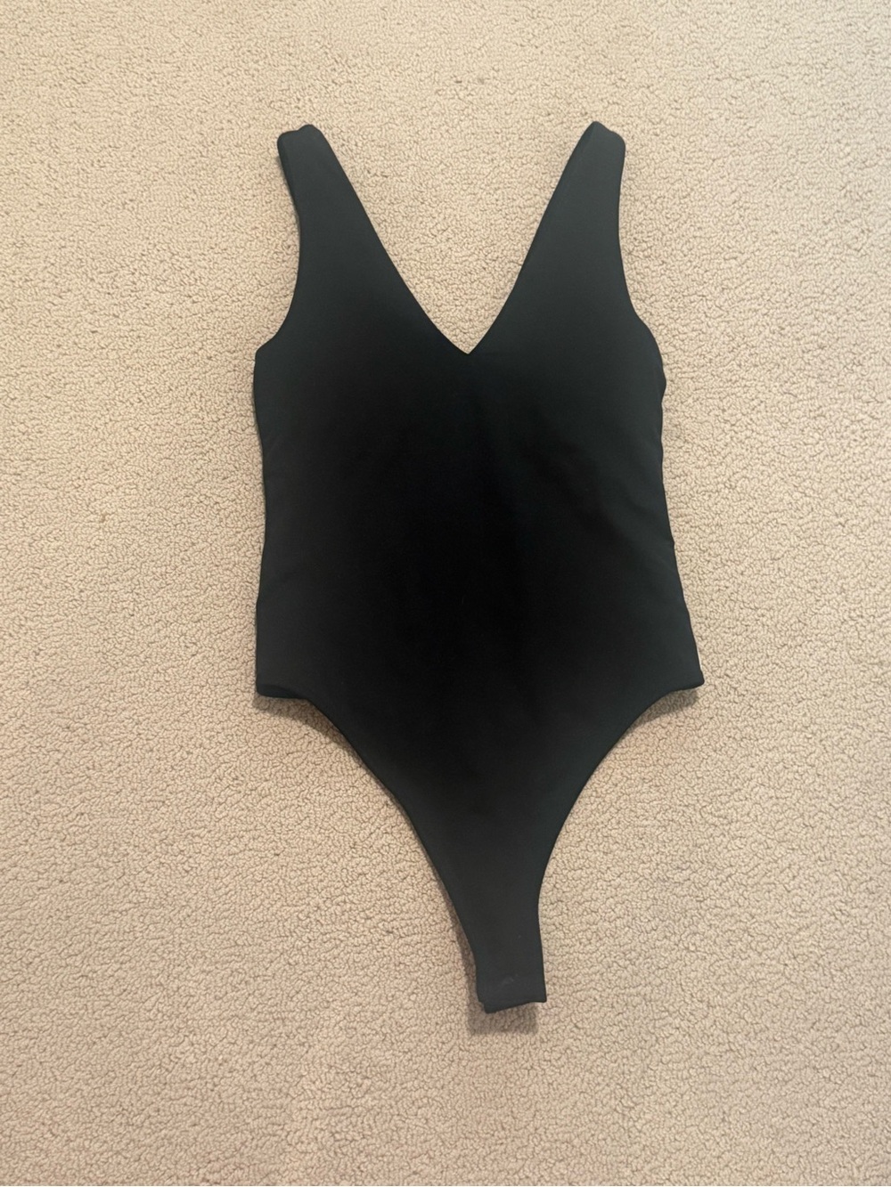 Like new Vuori Halo Black V‑Neck Bodysuit